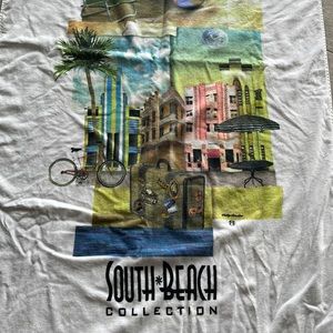 Two-in-one SouthBeach Miami ArtDeco beach towel/tote.towel folds into ow…
